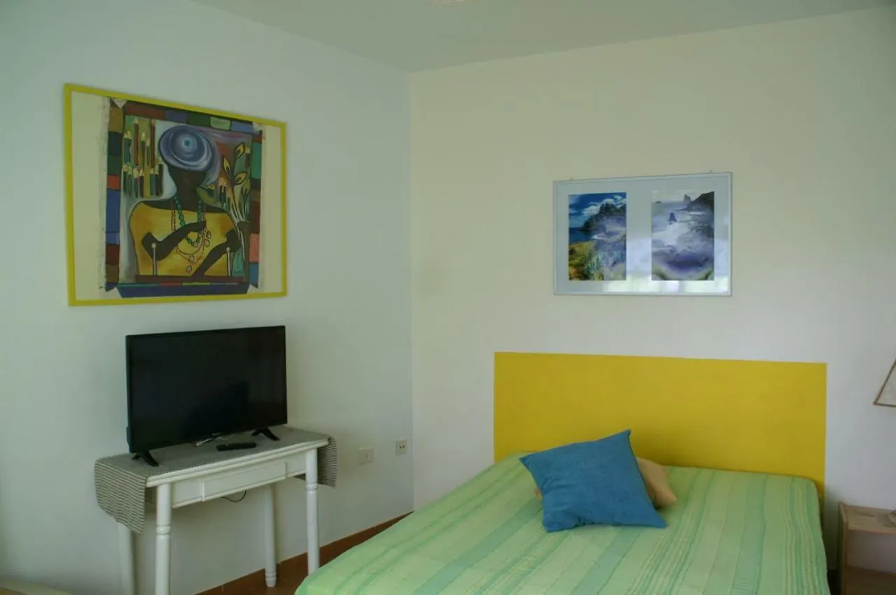 Los Dos Hermanos Hotel Punta Del Hidalgo Spanje